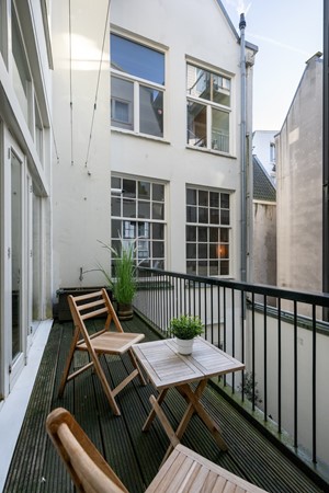 Medium property photo - Oudezijds Voorburgwal 145A, 1012 ES Amsterdam